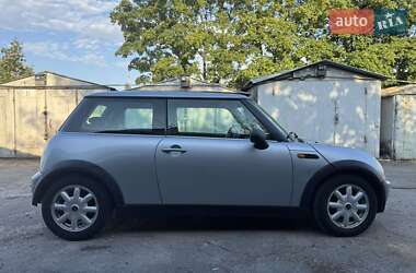 Хетчбек MINI Cooper 2002 в 