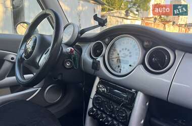 Хетчбек MINI Cooper 2002 в 