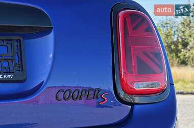 Хетчбек MINI Cooper 2020 в 