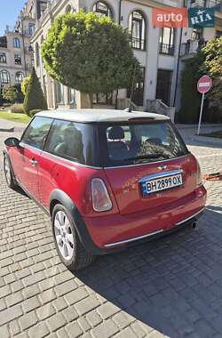Хетчбек MINI Cooper 2005 в 