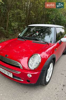 Хэтчбек MINI Cooper 2001 в Черновцах