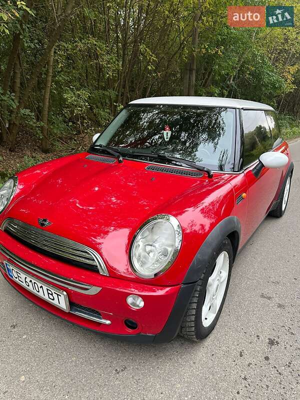 Хетчбек MINI Cooper 2001 в Чернівцях