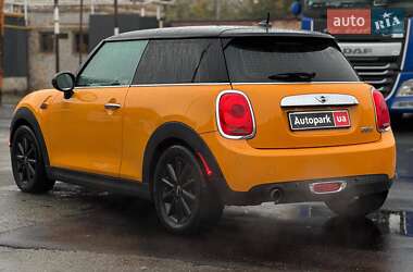 Хэтчбек MINI Cooper 2014 в 