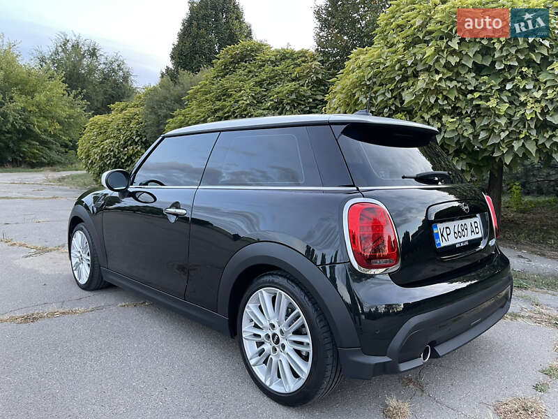 Хэтчбек MINI Cooper 2022 в Запорожье