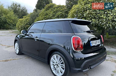 Хетчбек MINI Cooper 2022 в 
