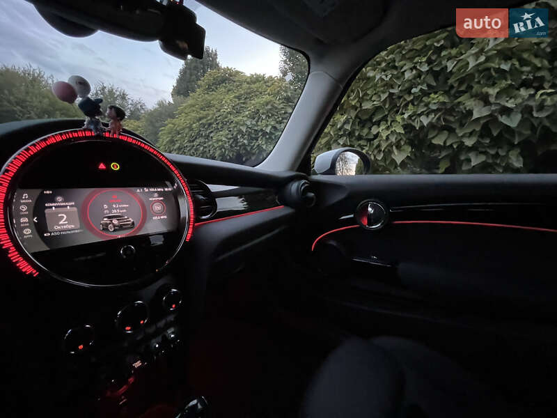 Хэтчбек MINI Cooper 2022 в Запорожье