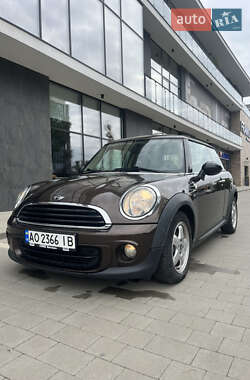 Хэтчбек MINI Cooper 2010 в 