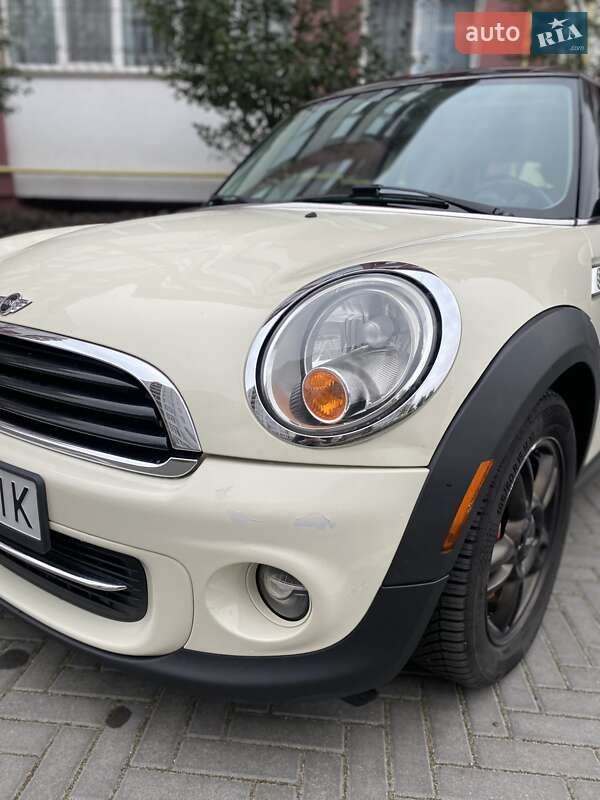 Хэтчбек MINI Cooper 2012 в Киеве