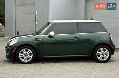 Хетчбек MINI Cooper 2011 в 