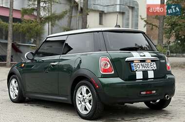 Хетчбек MINI Cooper 2011 в 