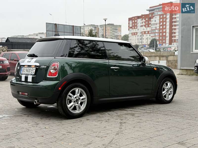 Хэтчбек MINI Cooper 2011 в Тернополе