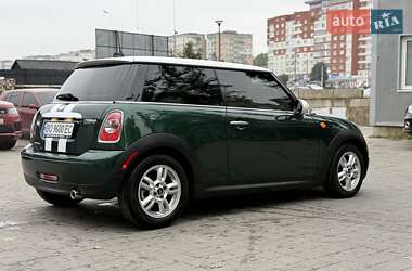 Хетчбек MINI Cooper 2011 в 