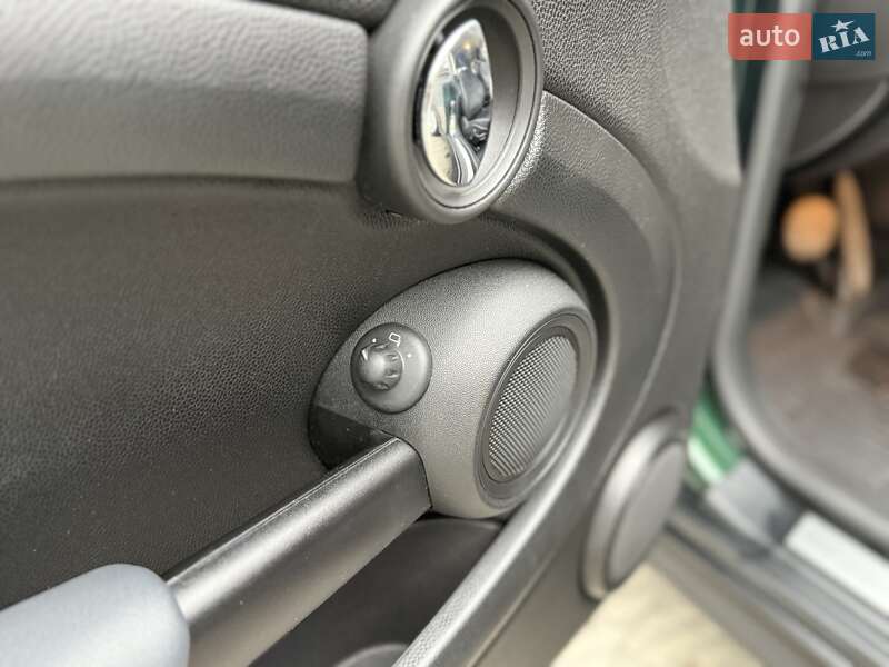 Хэтчбек MINI Cooper 2011 в Тернополе