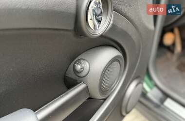 Хетчбек MINI Cooper 2011 в 