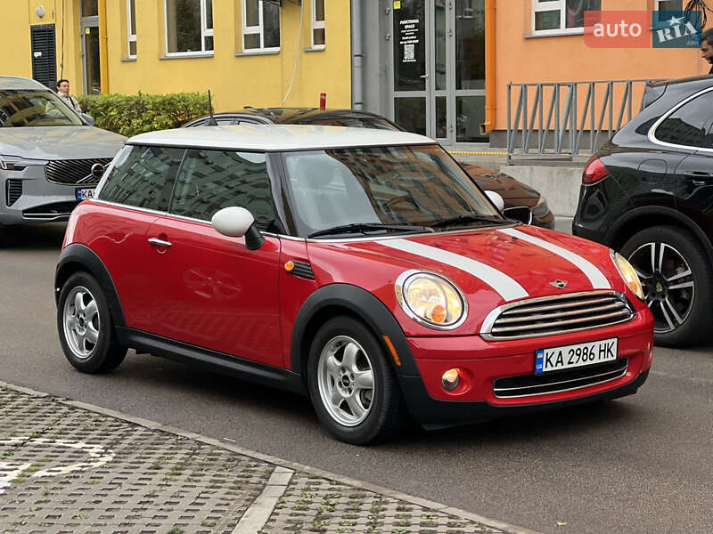 MINI Cooper 2010