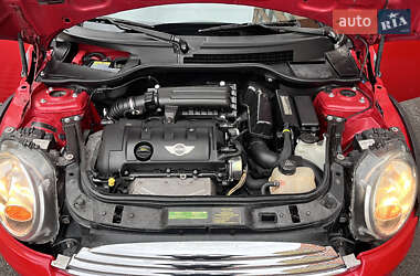 Хетчбек MINI Cooper 2010 в 