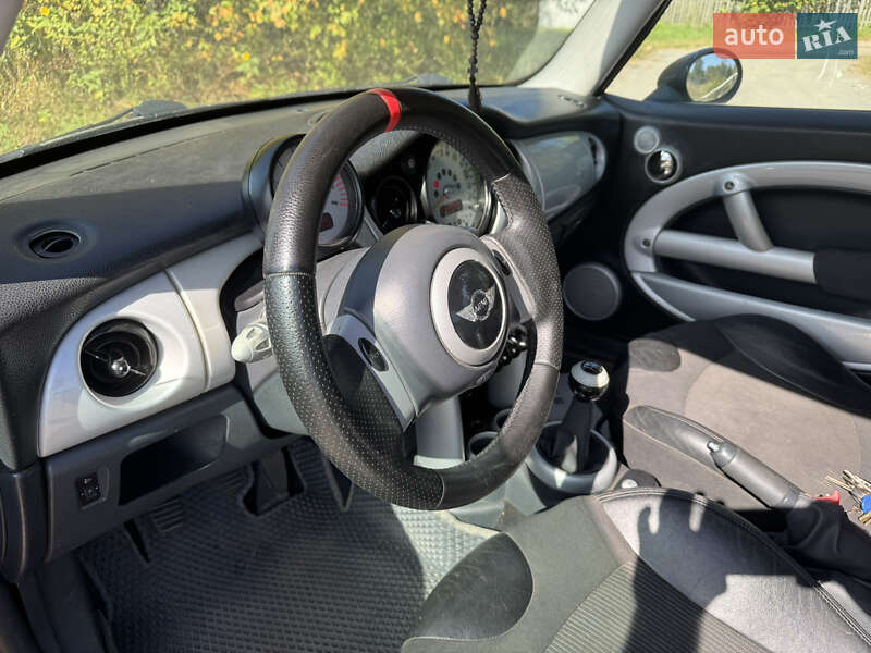 Хетчбек MINI Cooper 2003 в Києві