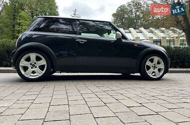 Хэтчбек MINI Cooper 2006 в 