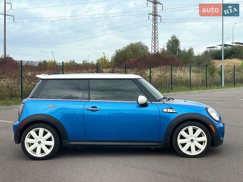 Хэтчбек MINI Cooper 2008 в Ровно