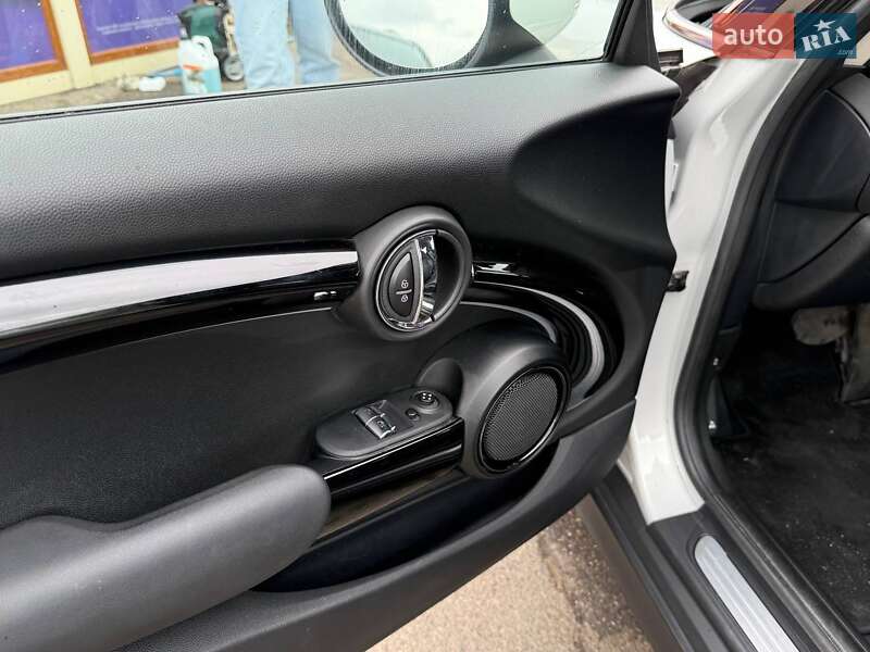 Хетчбек MINI Cooper 2021 в Одесі