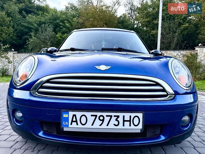 Хэтчбек MINI Cooper 2008 в Солотвине