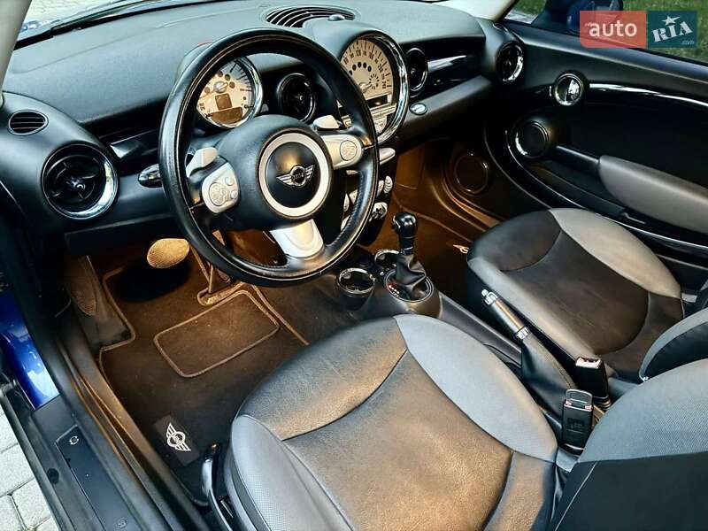 Хэтчбек MINI Cooper 2008 в Солотвине