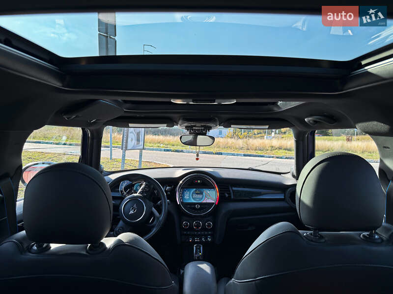Хетчбек MINI Cooper 2020 в Києві