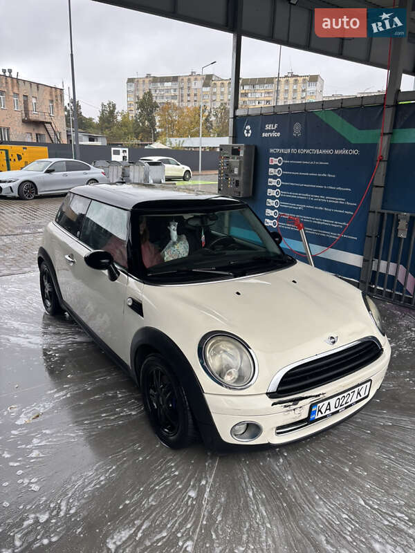 Хэтчбек MINI Cooper 2008 в Белой Церкви фото 4 Хэтчбек MINI Cooper 2008 в Белой Церкви