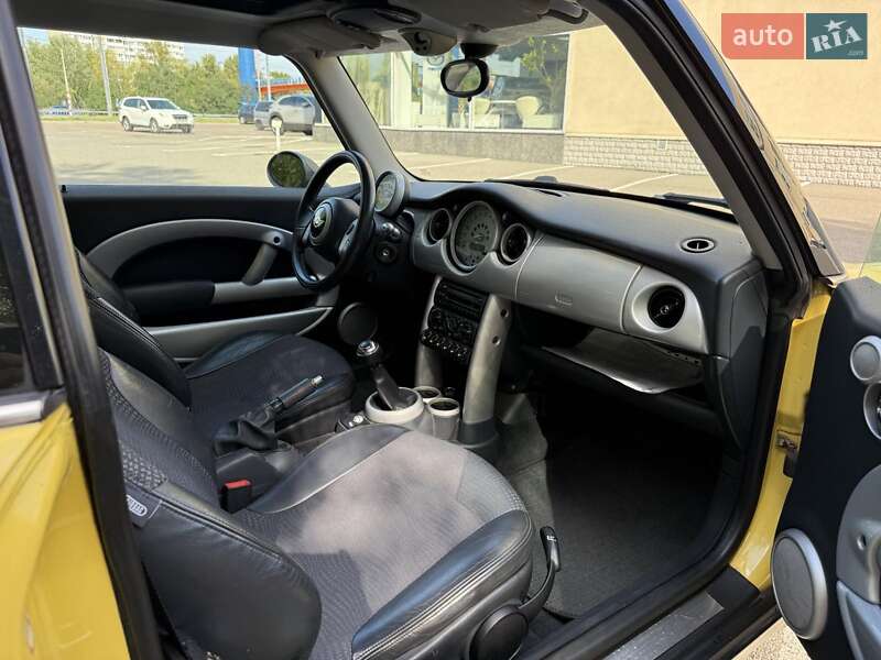 Хетчбек MINI Cooper 2002 в Броварах