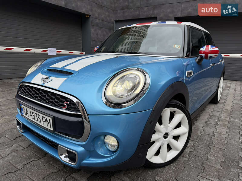 Хетчбек MINI Cooper 2017 в Києві