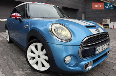 Хэтчбек MINI Cooper 2017 в 