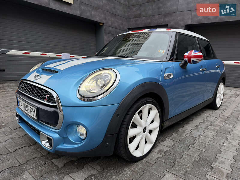 Хетчбек MINI Cooper 2017 в Києві