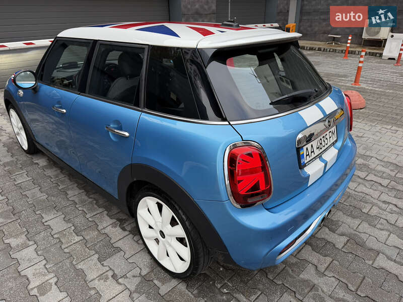 Хетчбек MINI Cooper 2017 в Києві
