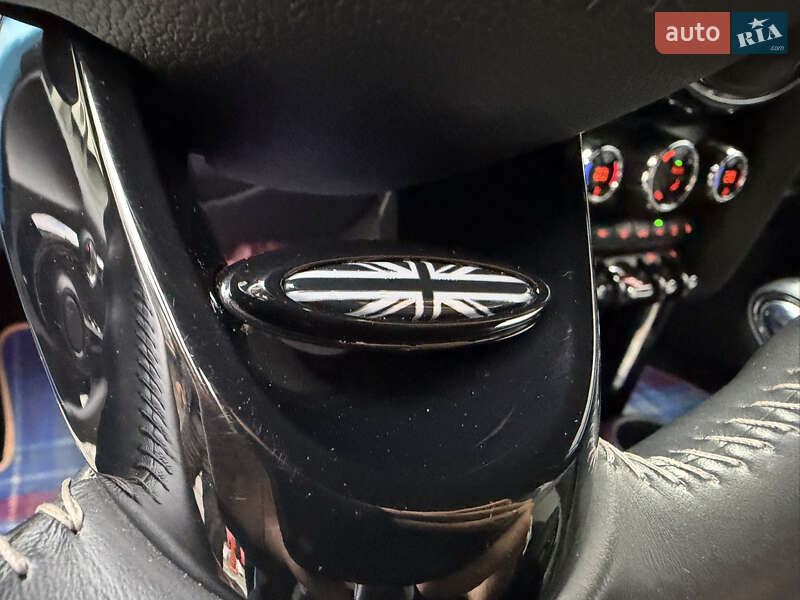 Хетчбек MINI Cooper 2017 в Києві
