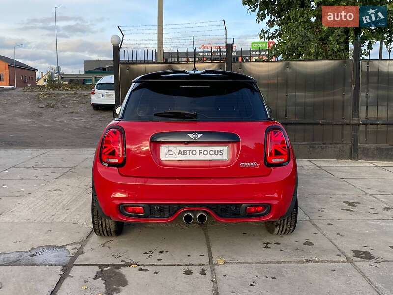 Хэтчбек MINI Cooper 2018 в Киеве