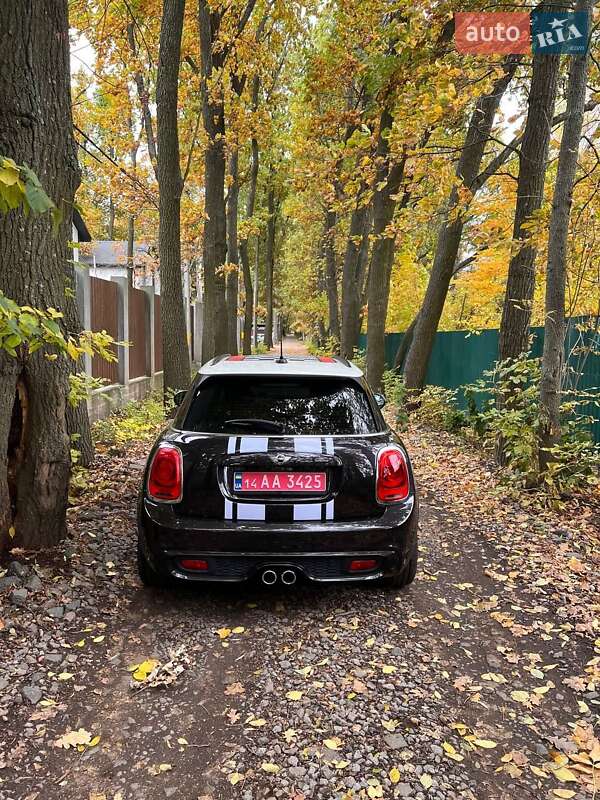 Хэтчбек MINI Cooper 2015 в Киеве