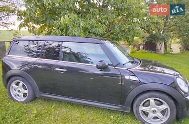 Хетчбек MINI Cooper 2011 в 