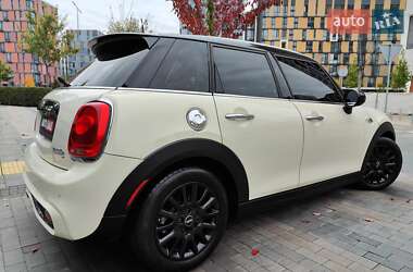 Хэтчбек MINI Cooper 2017 в 