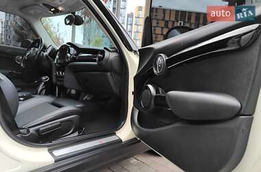 Хэтчбек MINI Cooper 2017 в 