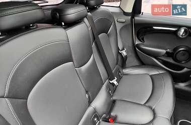 Хэтчбек MINI Cooper 2017 в 