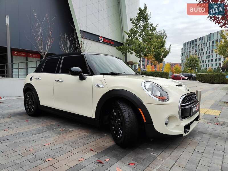 Хетчбек MINI Cooper 2017 в Києві фото 28 Хетчбек MINI Cooper 2017 в Києві