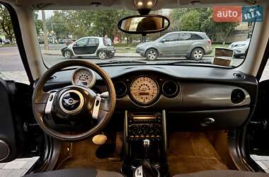 Хетчбек MINI Cooper 2006 в 
