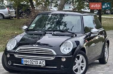 Хетчбек MINI Cooper 2006 в 