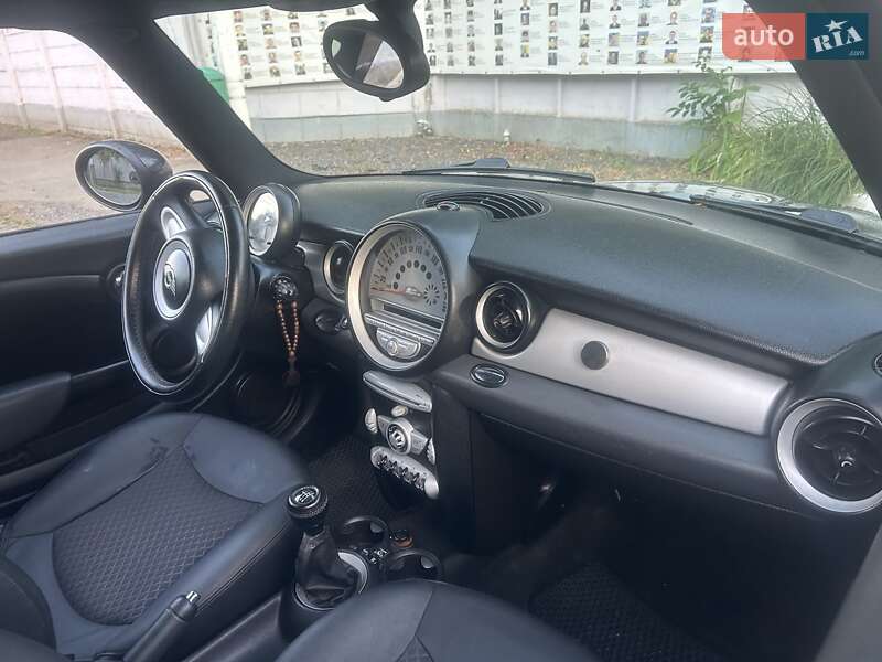 Хэтчбек MINI Cooper 2009 в Мукачево