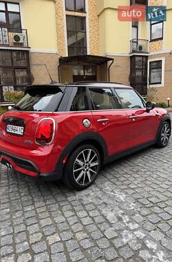 Хетчбек MINI Cooper 2023 в 