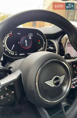 Хетчбек MINI Cooper 2023 в 