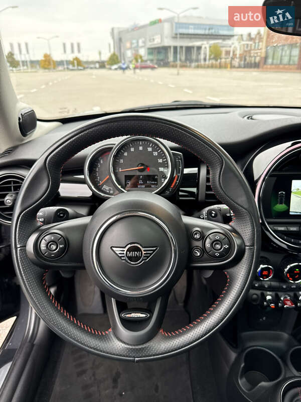Хэтчбек MINI Cooper 2019 в Киеве