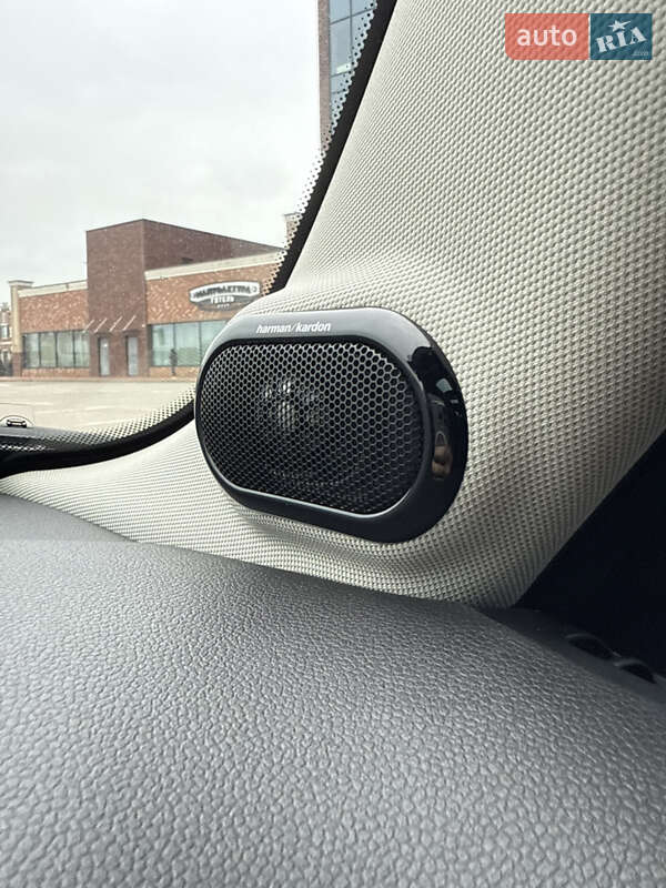 Хэтчбек MINI Cooper 2019 в Киеве