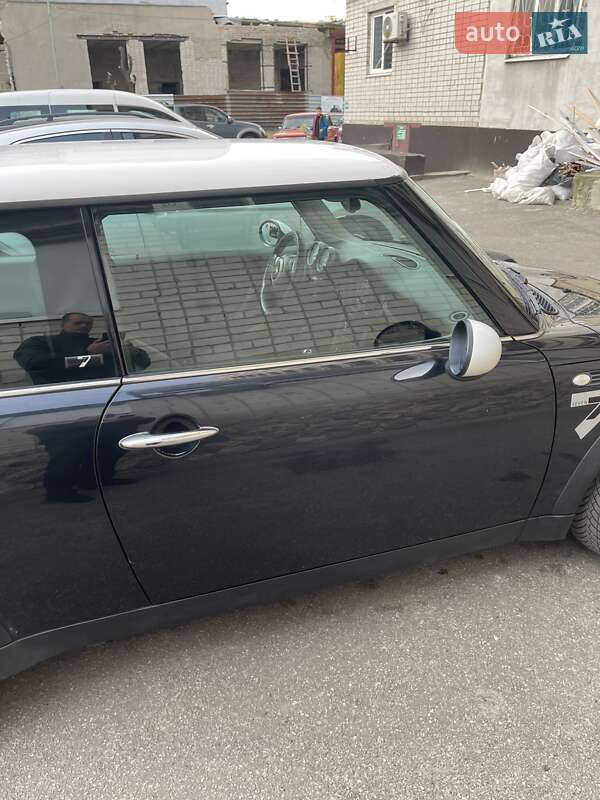 Хетчбек MINI Cooper 2006 в Кропивницькому
