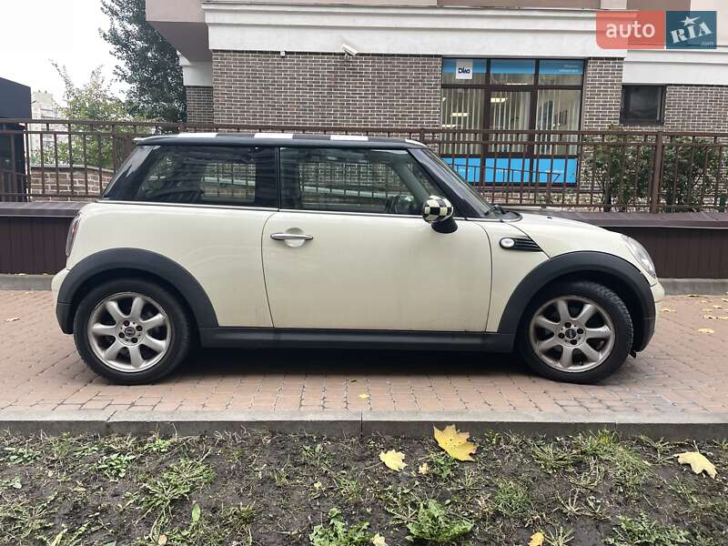 Хетчбек MINI Cooper 2007 в Києві